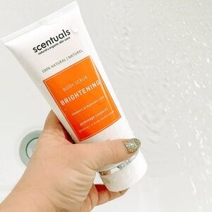 NWT Scentuals Brightening Body Scrub